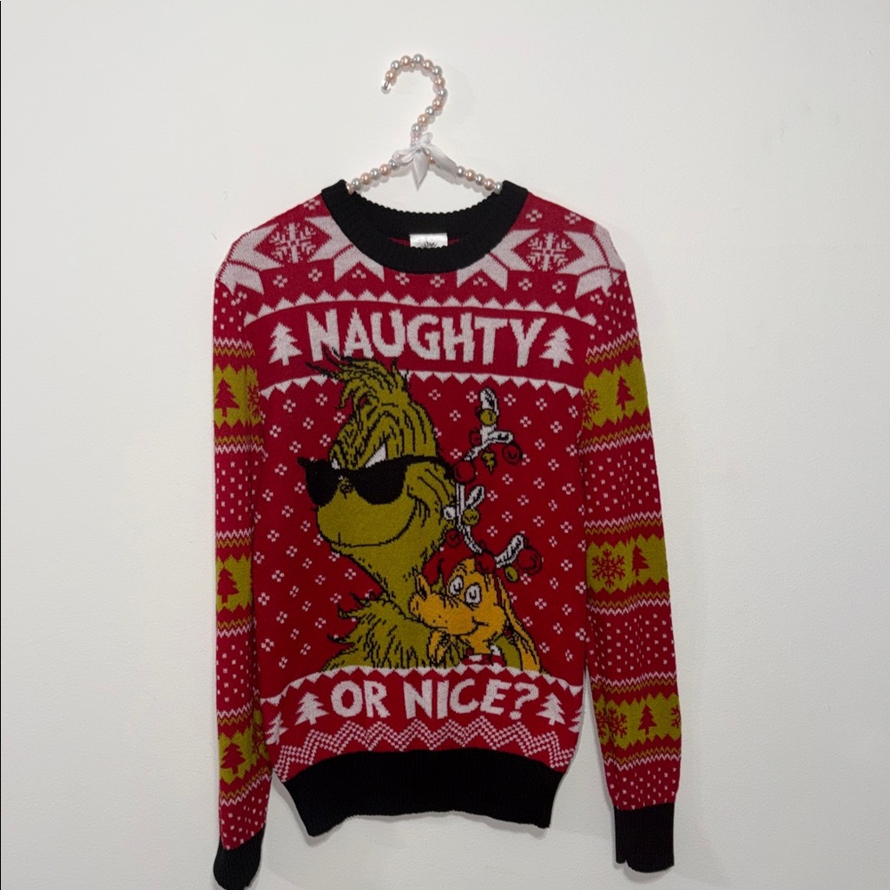 🥀Christmas Sweater with Grinch Design